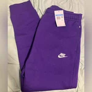 Nike Club Fleece Joggers